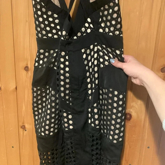 HOUSE OF CB chapou dress - Picture 7 of 10